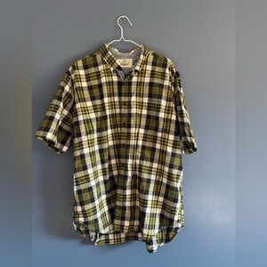 Nautica Men’s Short Sleeve Button Down Shirt. XXL. Navy/yellow/green plaid.